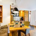 Apartmán Gaestehaus Wuepping 1 *