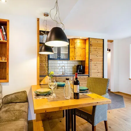 Apartment Gaestehaus Wuepping 1 *